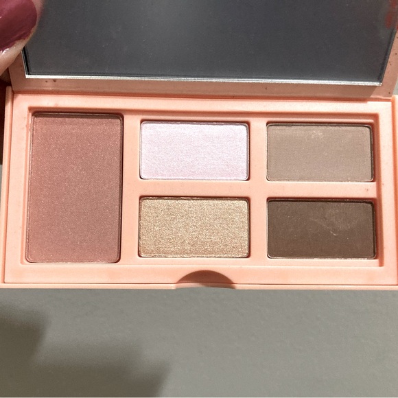 Clinique Eye & Cheek Palette - Picture 1 of 2